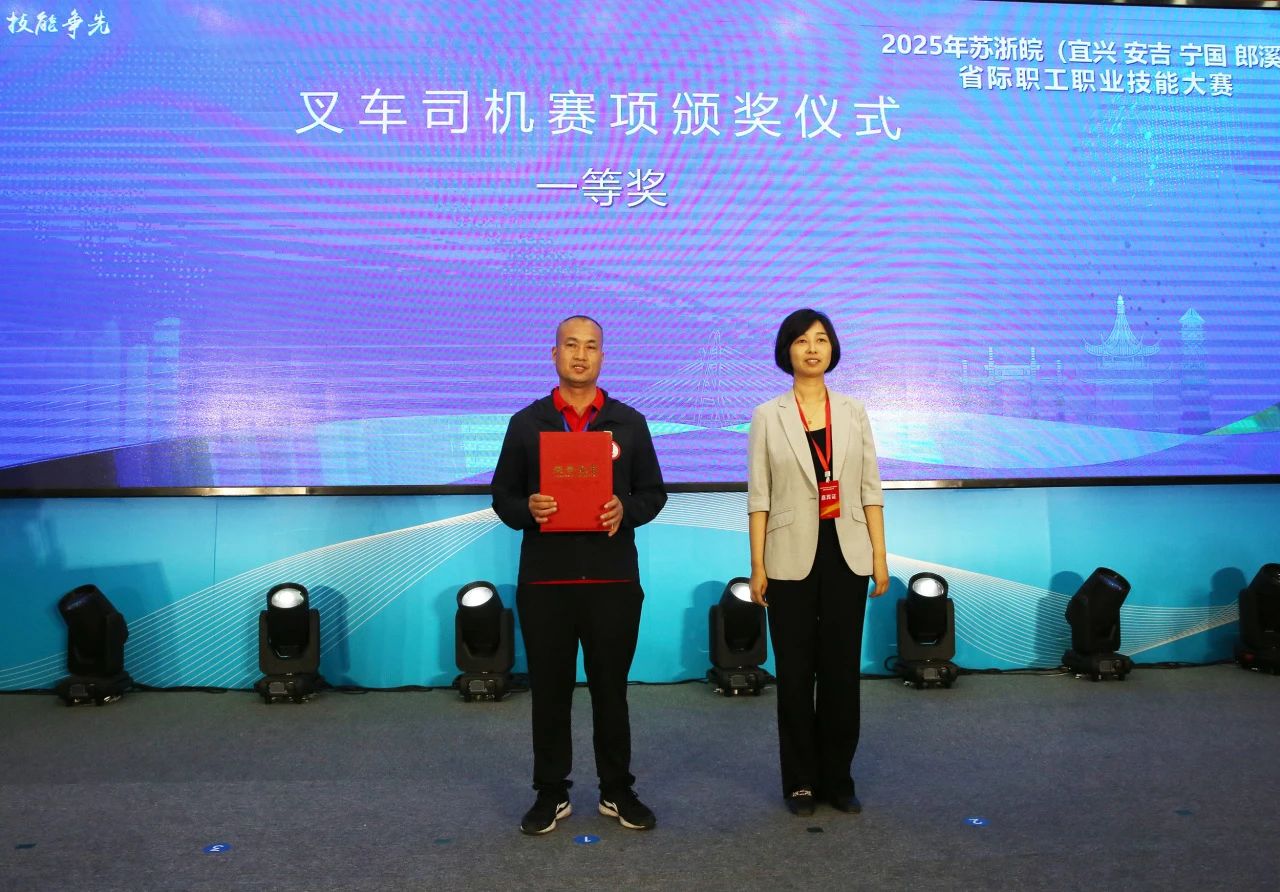 ϲ����6165cc��ɳ��վ�����»���һ�ٶ�ڣ�ʡ�����մ���������Ǿ��������泵���ٻ�Ѽ���